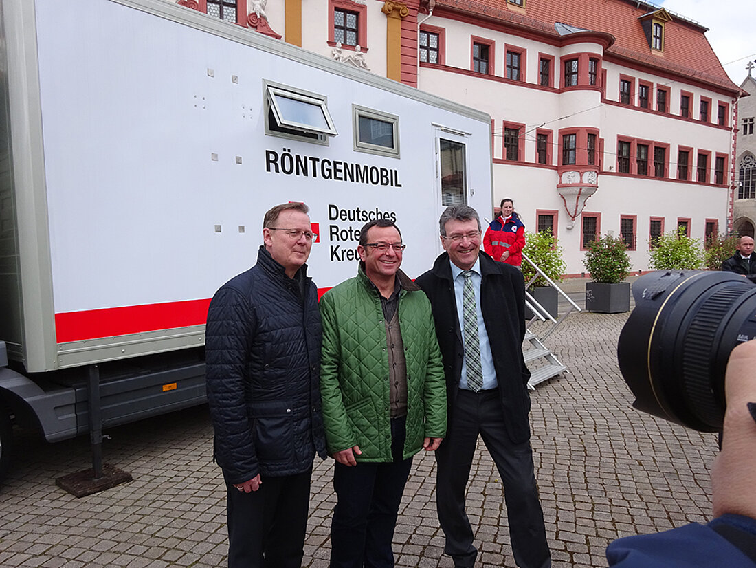 Röntgenbus für Flüchtlinge zur Erstuntersuchung vorgestellt