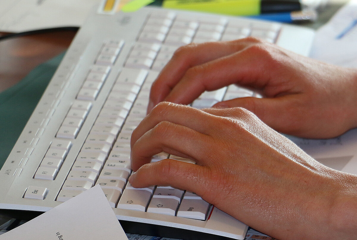 Tastatur und Hände