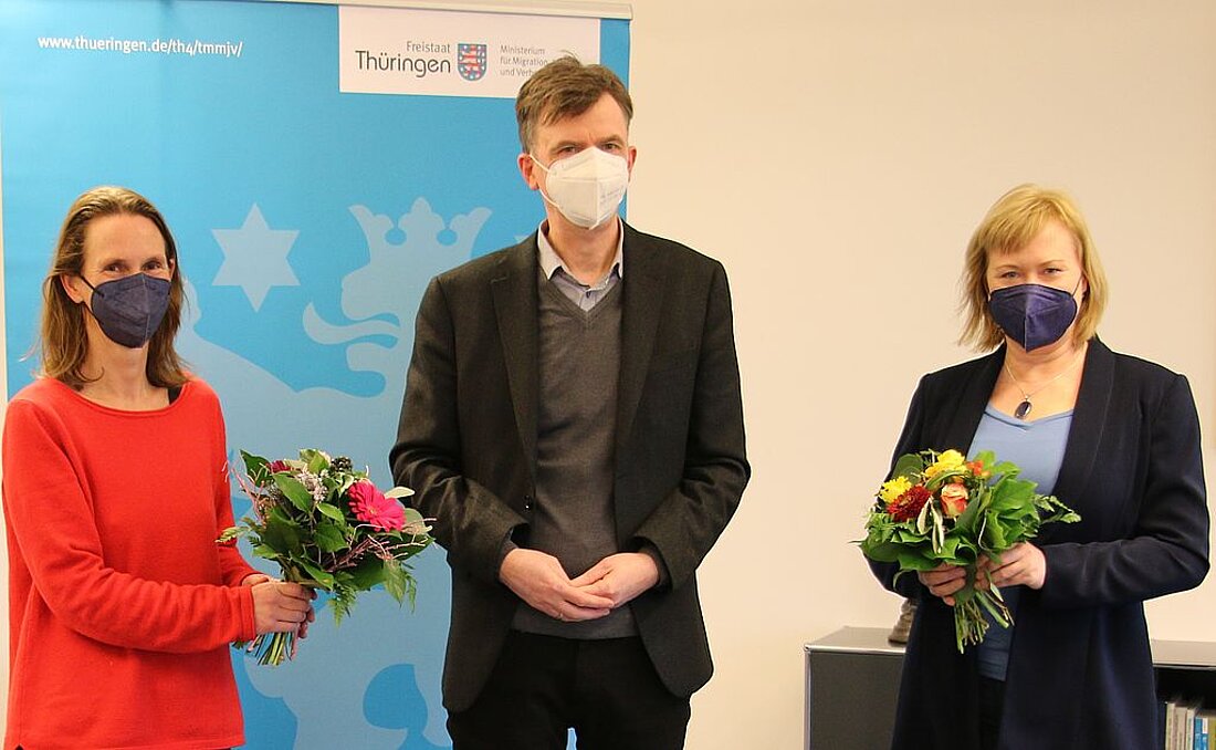 Mirjam Kruppa, Staatssekretär Sebastian von Ammon und Annett Roswora