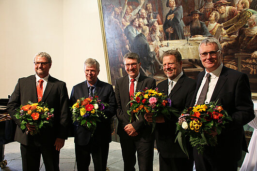 Von links: Vizepräsident Matthias Häcker-Reiß, Vizepräsident a.D. jürgen Schuppner, Justizminister Dieter Lauinger, Präsident a.D. Norbert Hükelheim und Präsident Henning Horstmeier bei der feierlichen Amtseinführung im Festsaal des Historischen Rathauses Mühlhausen.